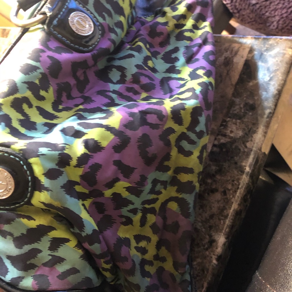 Purse - Picture 2 of 4